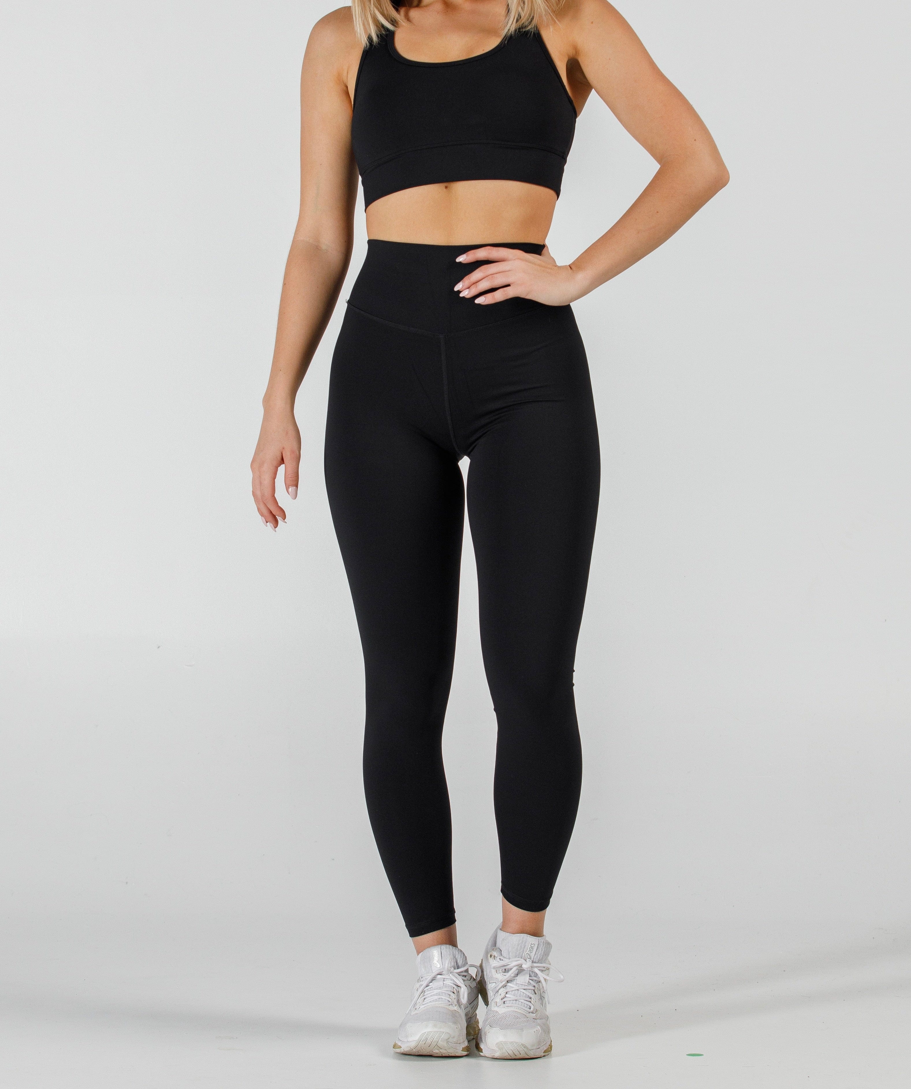 Active Basics Pants / Shorts Onyx / XS Active Basics Performance Full Length Legging